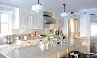極簡(jiǎn)與功能的融合 專(zhuān)業(yè)解析北歐風(fēng)格大理石臺(tái)面廚房設(shè)計(jì)